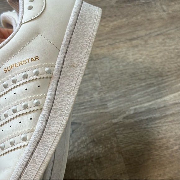Adidas Studded Spikes White Superstars Sneakers 6 - Picture 9 of 12